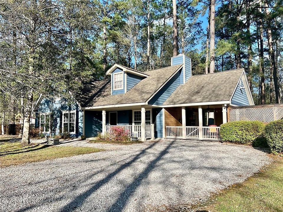 1st image of 70078 Cypress Dr