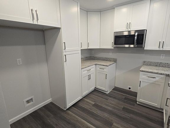 4th image of 14403 GOSSETT Street