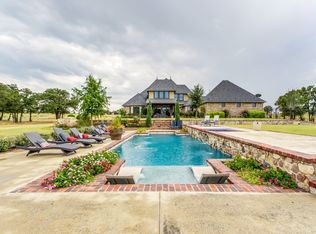 354 Ballpark Way, Jacksboro, TX 76458