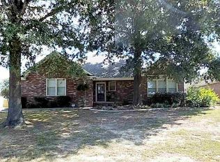 810 Mallard Ln, Conway, AR 72034