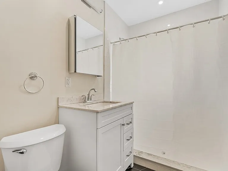 70 Sudan St #3 — Photo 10