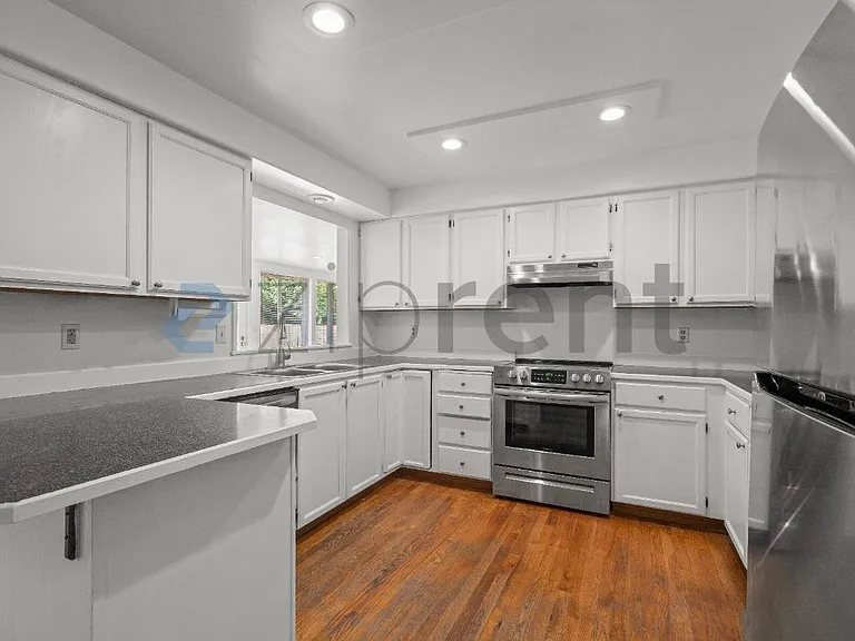 13005 NE 109th Pl — Photo 6