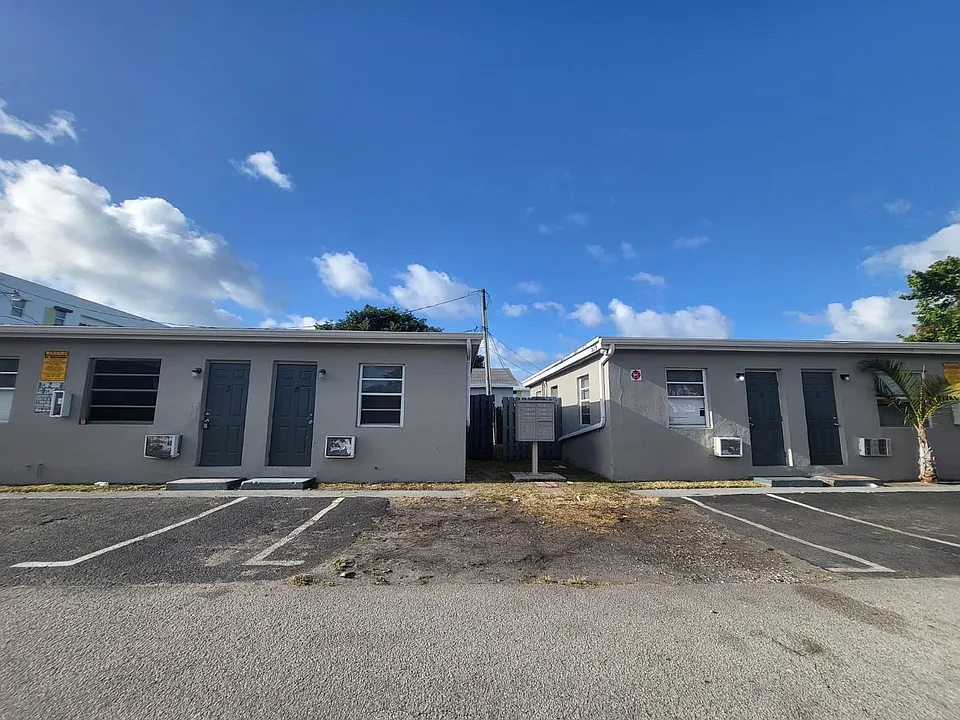 539 NW 1st Ave #1-8