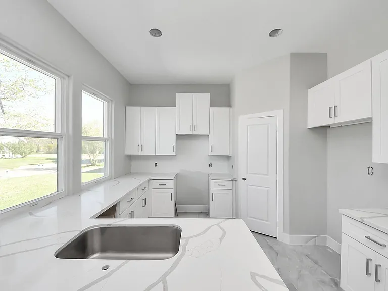 7160 Rook Blvd — Photo 12