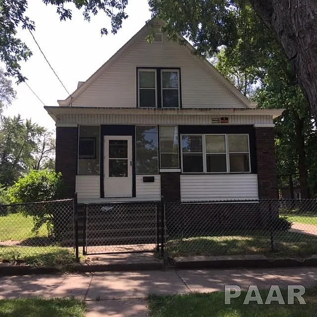 1506 W Millman St photo 1