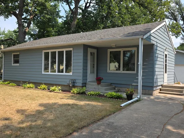 1517 Gary Ave, Detroit Lakes, MN 56501