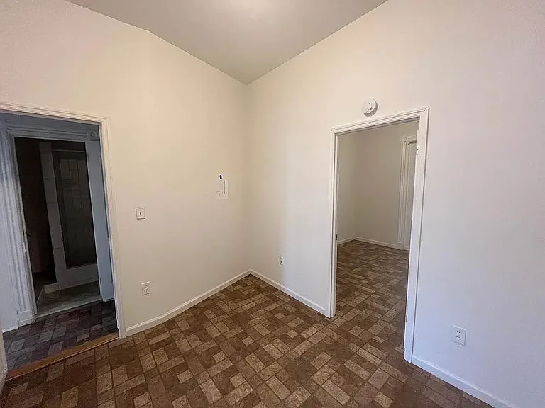 83 Cornelia St #3 — Photo 12