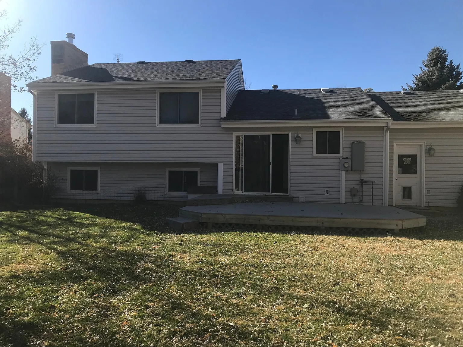 4 bed, 1800 sqft, $2,500 — Photo 2