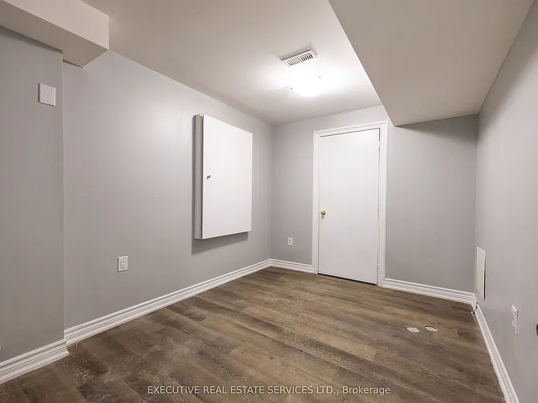 6 Gosling St — Photo 12