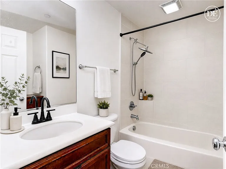15220 Cambridge St — Photo 22