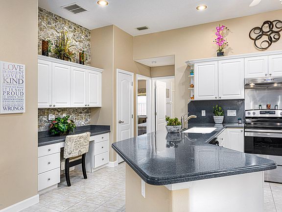 5th image of 844 Black Bird Ct