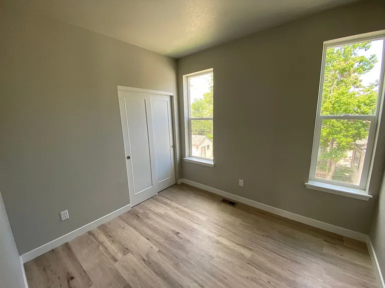 5335 W 12th Ave — Photo 52