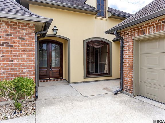 2nd image of 8905 Fox Gate Dr
