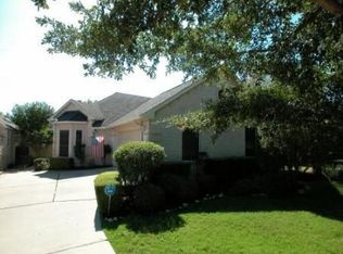 11 Muirfield Greens Ln, Lakeway, TX 78738