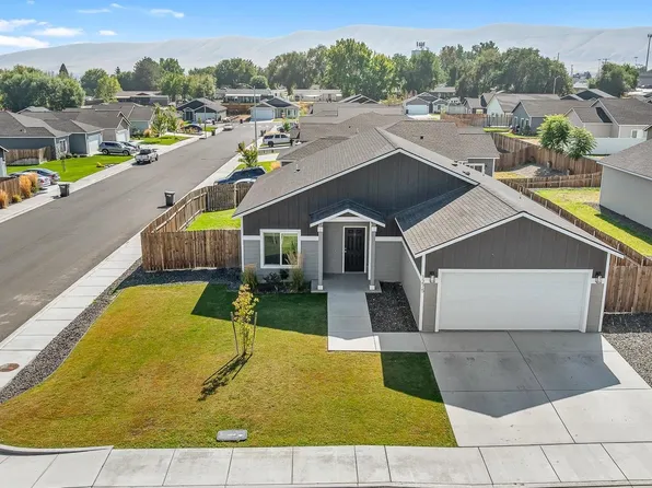 1275 Mary Ave, Benton City, WA 99320