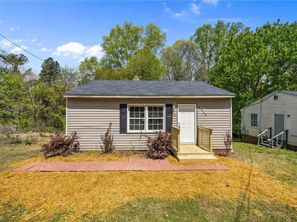 1315 Houston St, Winston Salem, NC 27107