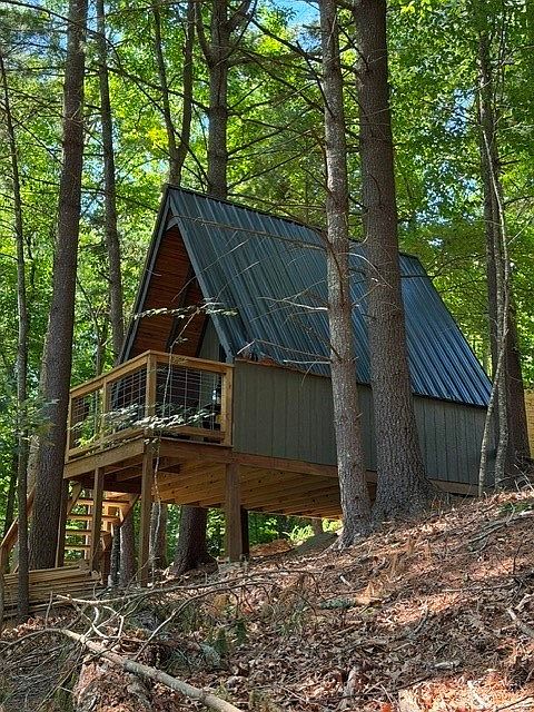 1st image of 132 Sparks Ridge Lane