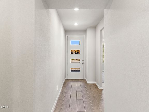 5th image of 1681 Tony Harper St