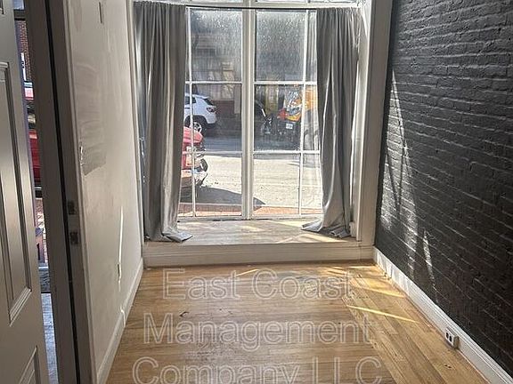 5th image of 1642 E Baltimore St