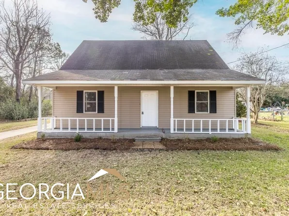 1428 Azalea Dr, Dublin, GA 31021