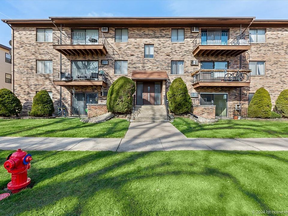 1st image of 11818 S Komensky Ave APT 102