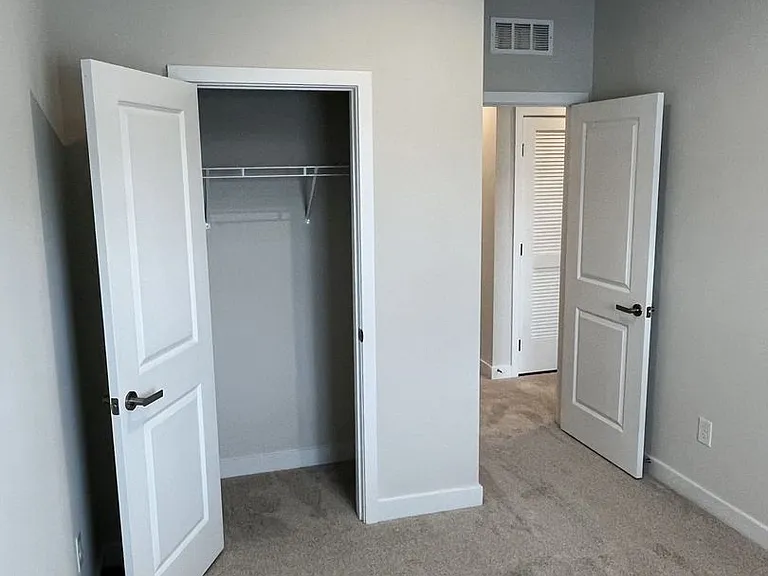 5013 Griers Hill Dr — Photo 25
