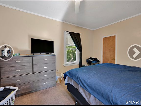 5th image of 14 White Oak Ave #1