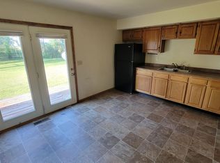 406 Oakwood Dr #10, Webster City, IA 50595