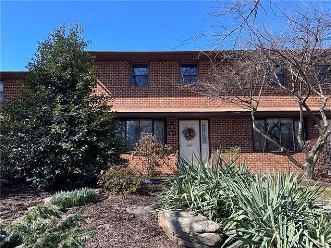1st image of 1415 Linden St #1415