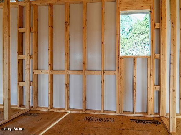 2nd image of 11911 Parkside Vista Ln