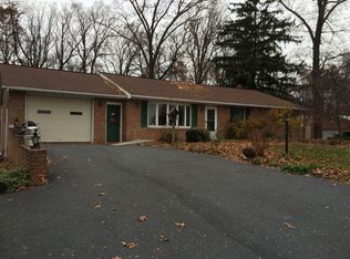 1947 Ridge Rd, Elizabethtown, PA 17022