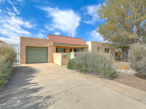 1813 Dakota St NE, Albuquerque, NM 87110