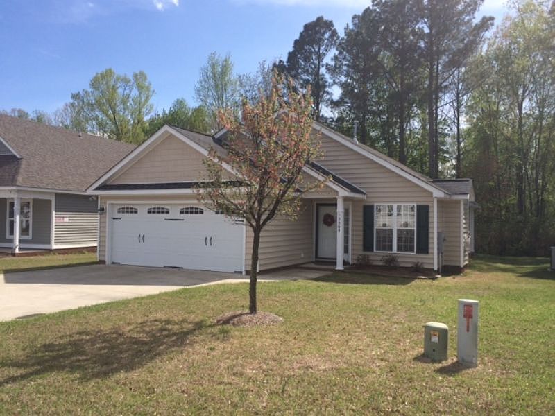 1st image of 2504 Sawgrass Dr