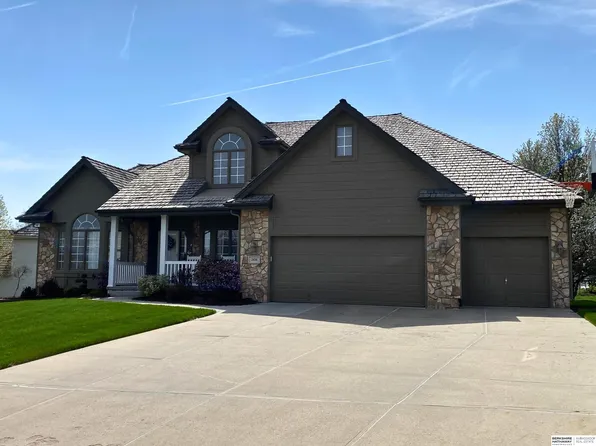 2426 S 191st Cir, Omaha, NE 68130
