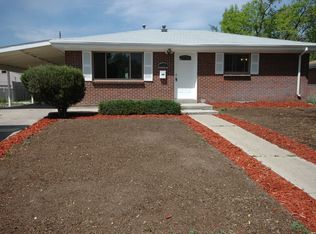 3043 Blackhawk St, Aurora, CO 80011