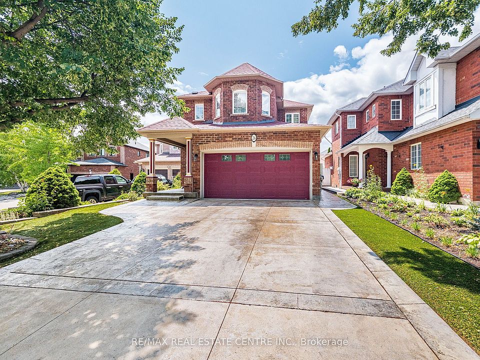 1st image of 26 Ballyduff Pl