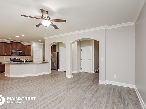 5th image of 4948 Longview Walk
