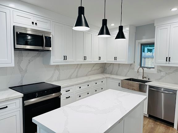 3rd image of 188 Cedar Crest Ave #6