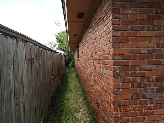 3rd image of 1804 N Austin Ave