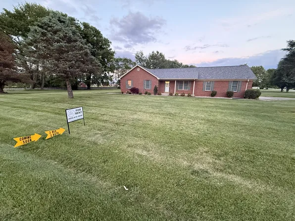 100 Springhurst Dr, Coxs Creek, KY 40013