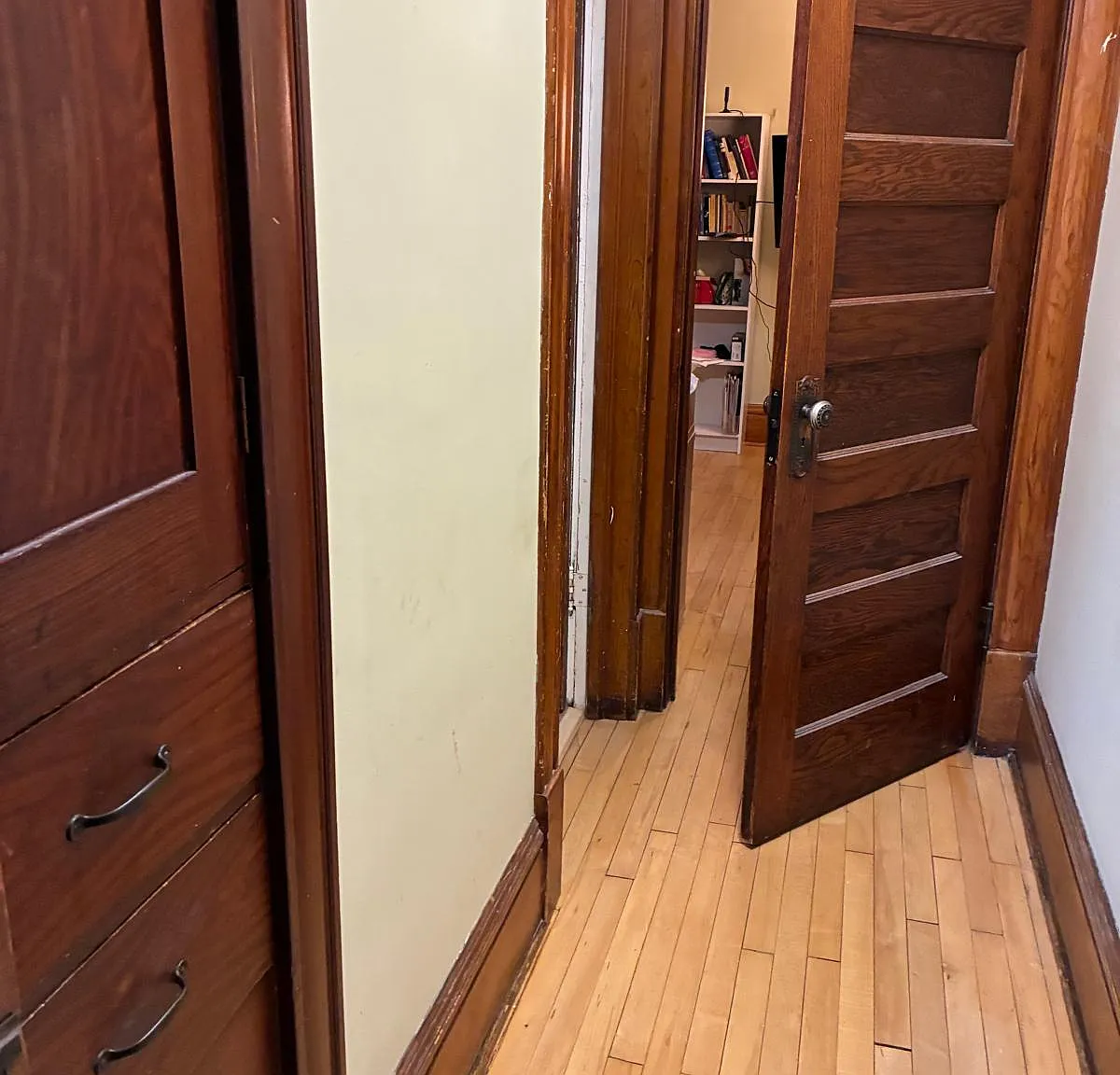 2 bed, 1200 sqft, $2,000 — Photo 2