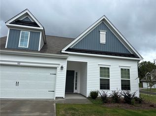102 Penrose Cir, Central, SC 29630