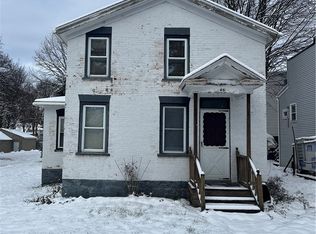 45 Seminary St, Auburn, NY 13021
