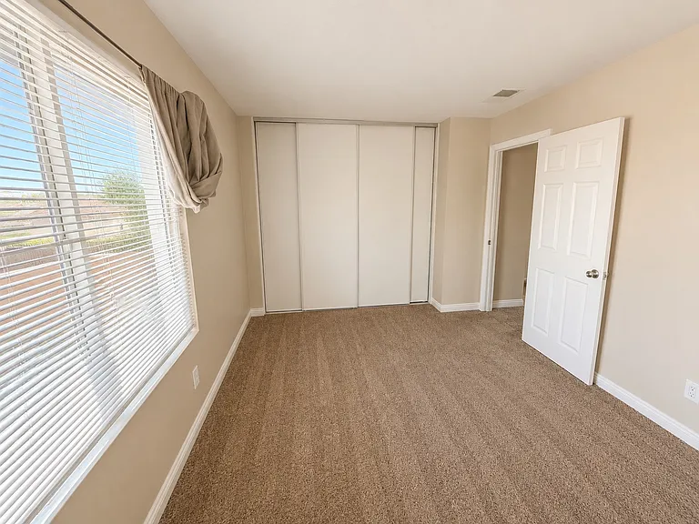 7913 Pinehurst Dr — Photo 11