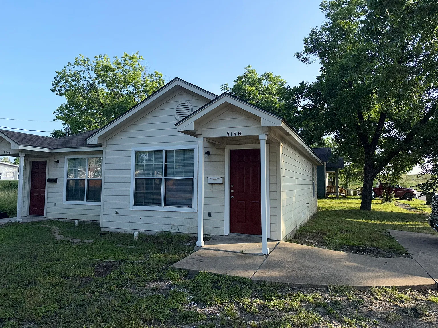 1 bed, 560 sqft, $550 — Photo 2