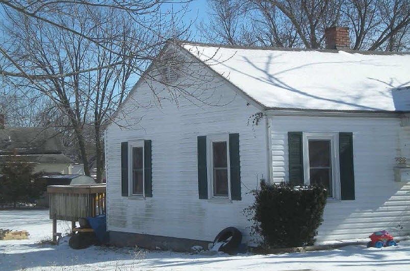 2nd image of 722 N Olive St