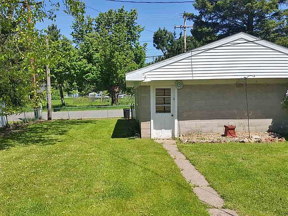 3rd image of 509 Amber St
