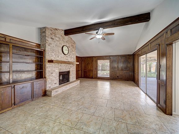 5th image of 307 San Saba Dr