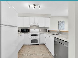 600 Sarnia Rd #20, London, ON N6G5M4