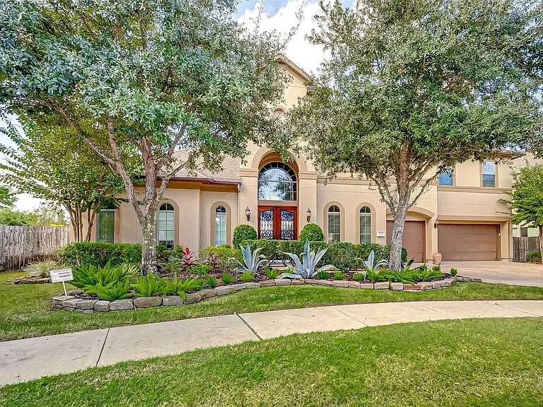 2914 Cotswold Ln — Photo 4